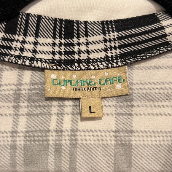 Maternity top VERY soft, plaid, size large EUC - Picture 4 of 6